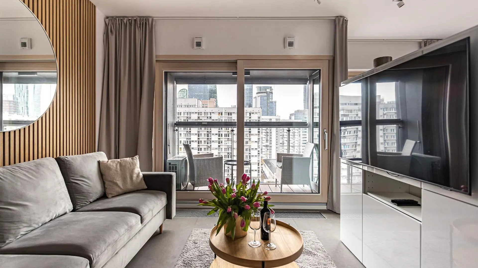 P&O Apartments Mennica Residence X Warsaw