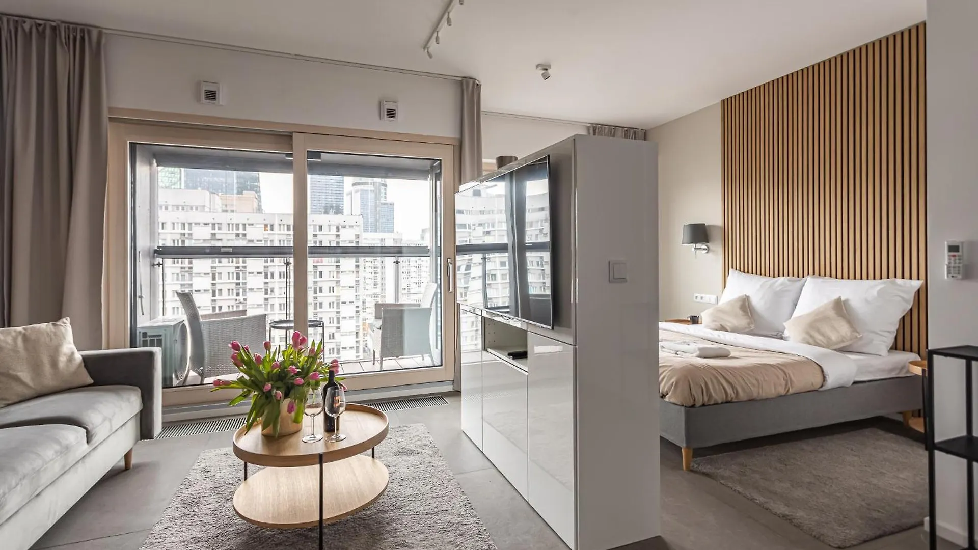 P&O Apartments Mennica Residence X Warsaw